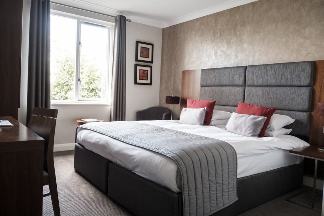 The Fox & Goose Hotel, Ealing