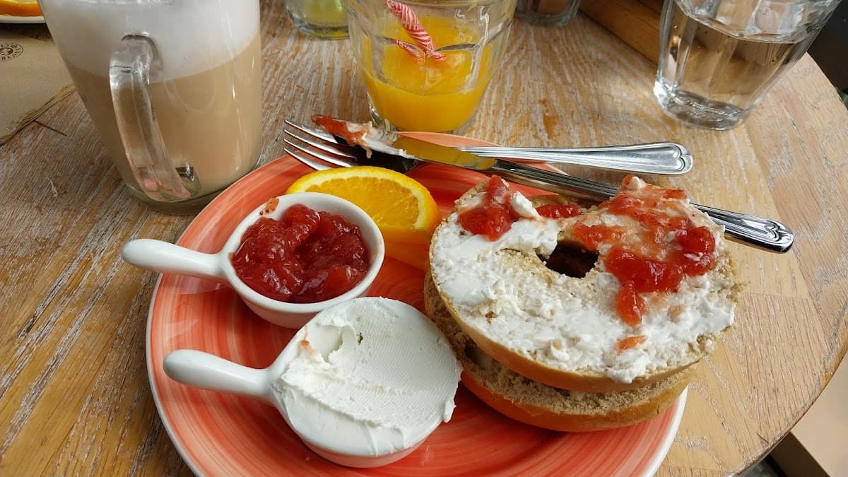 Bagels & Beans Roetersstraat Plantagebuurt