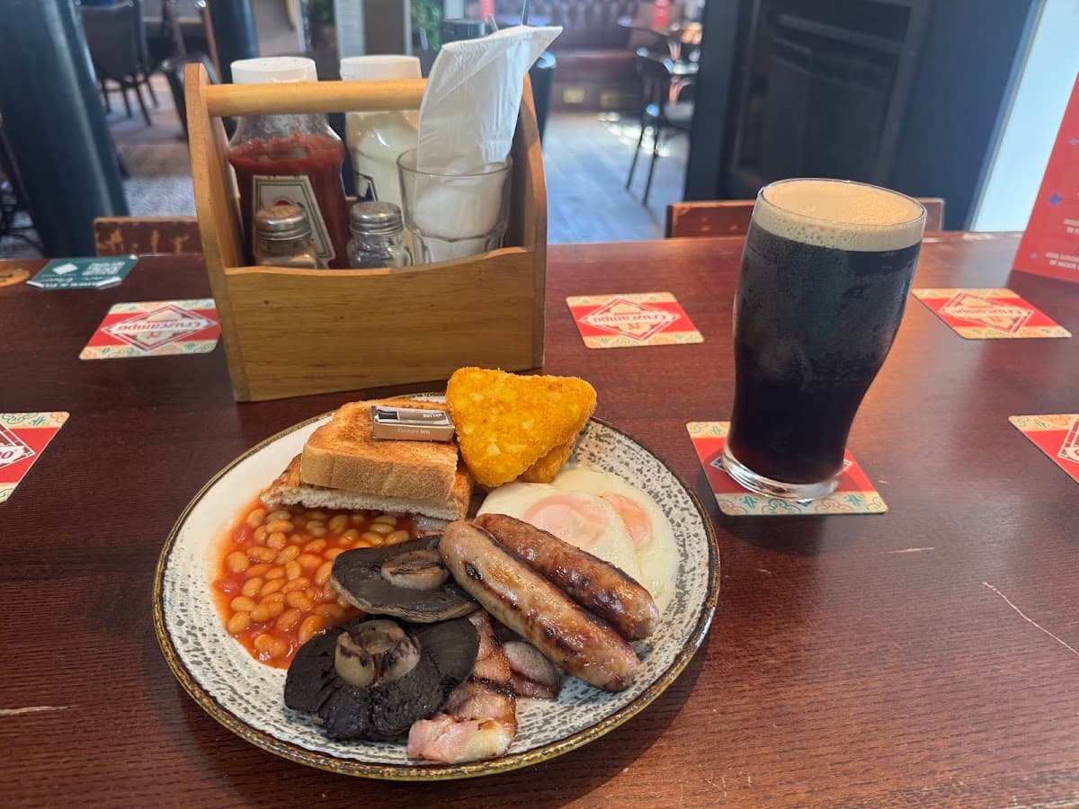 Coach & Horses