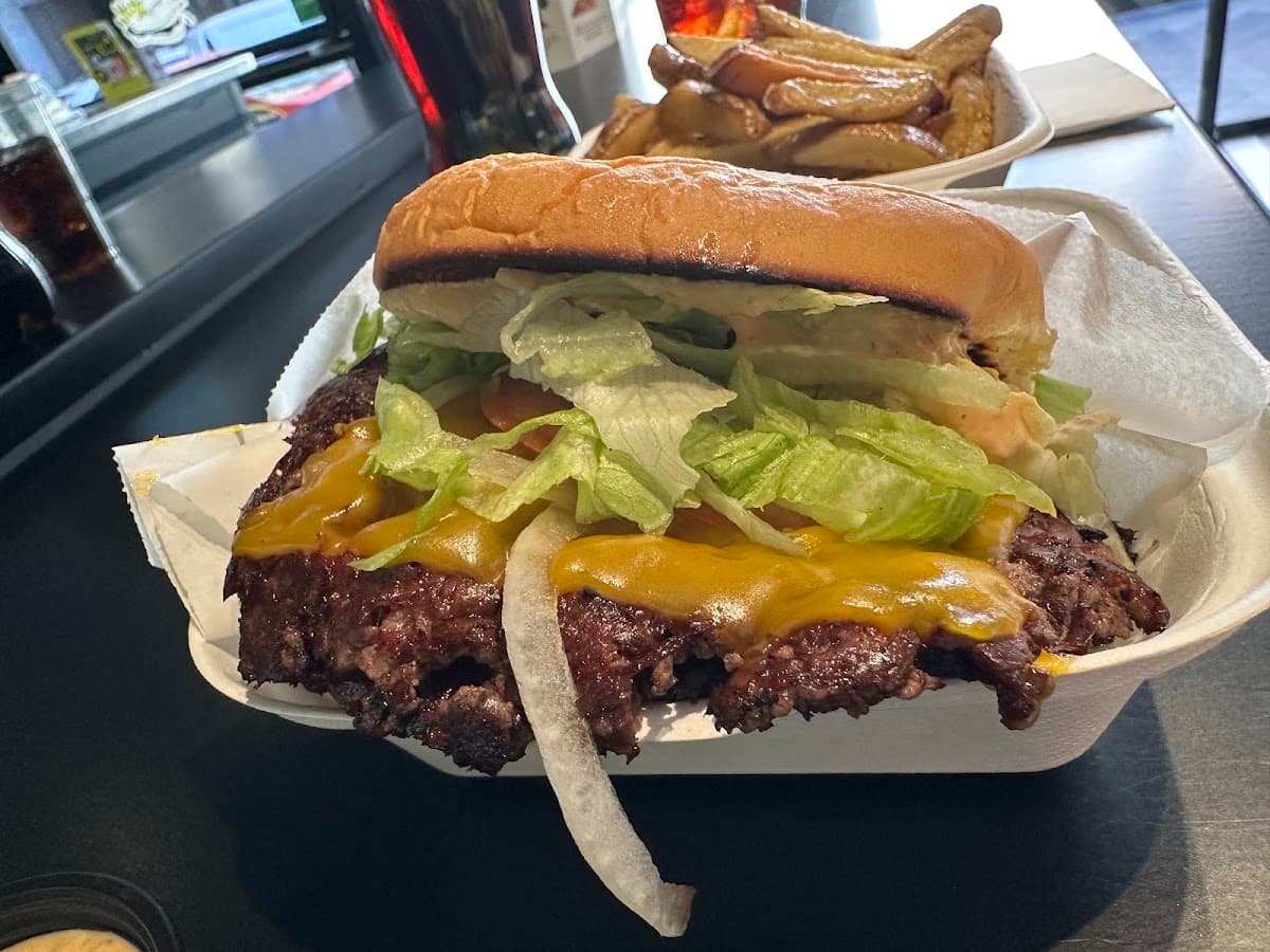 Pato Gordo Smash Burgers