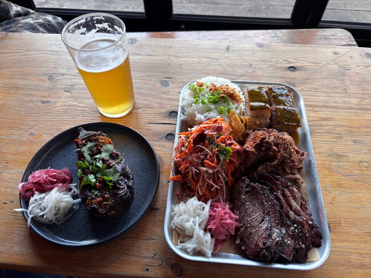 Hon's BBQ