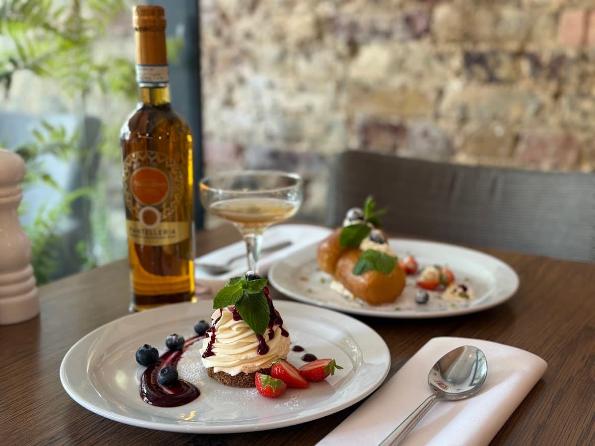 Da Raffaele Bistro - Italian Restaurant & Deli