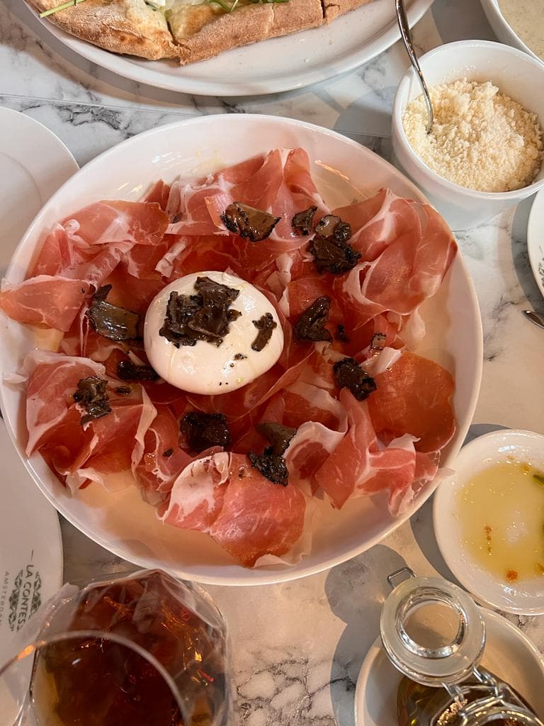 La Contessa, Ristorante Italiano & Gelateria