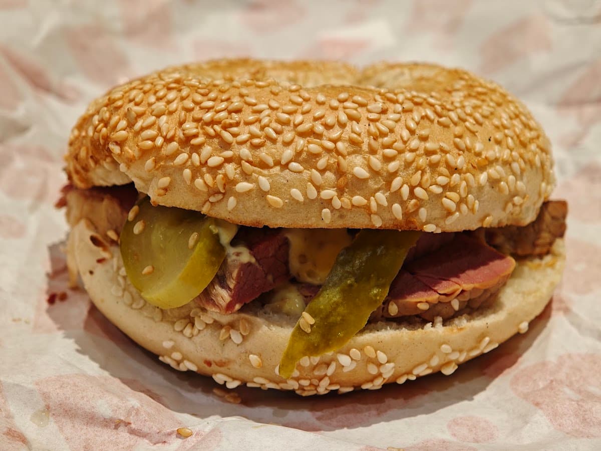 B Bagel Strand