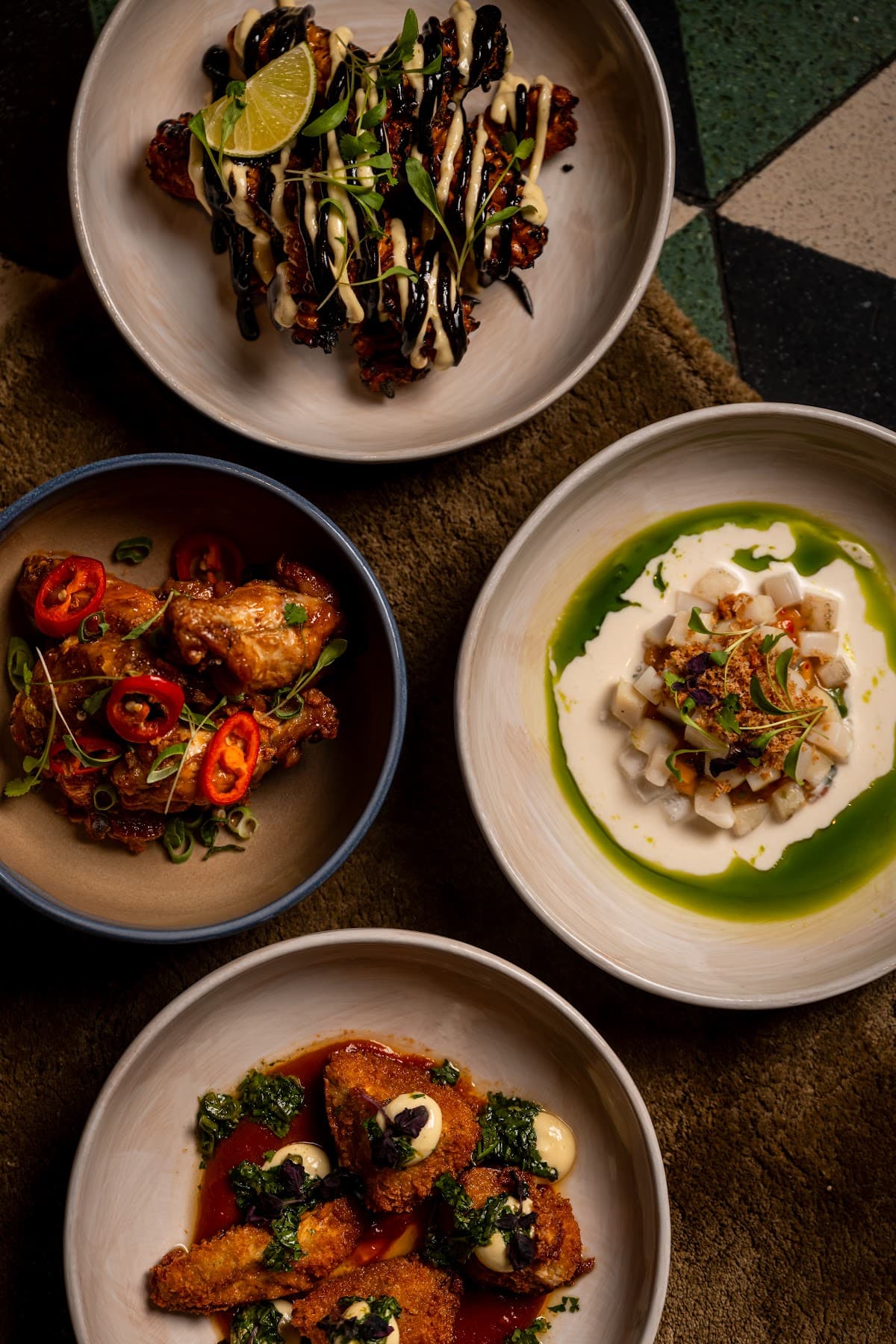 Mama Makan Restaurant & Bar