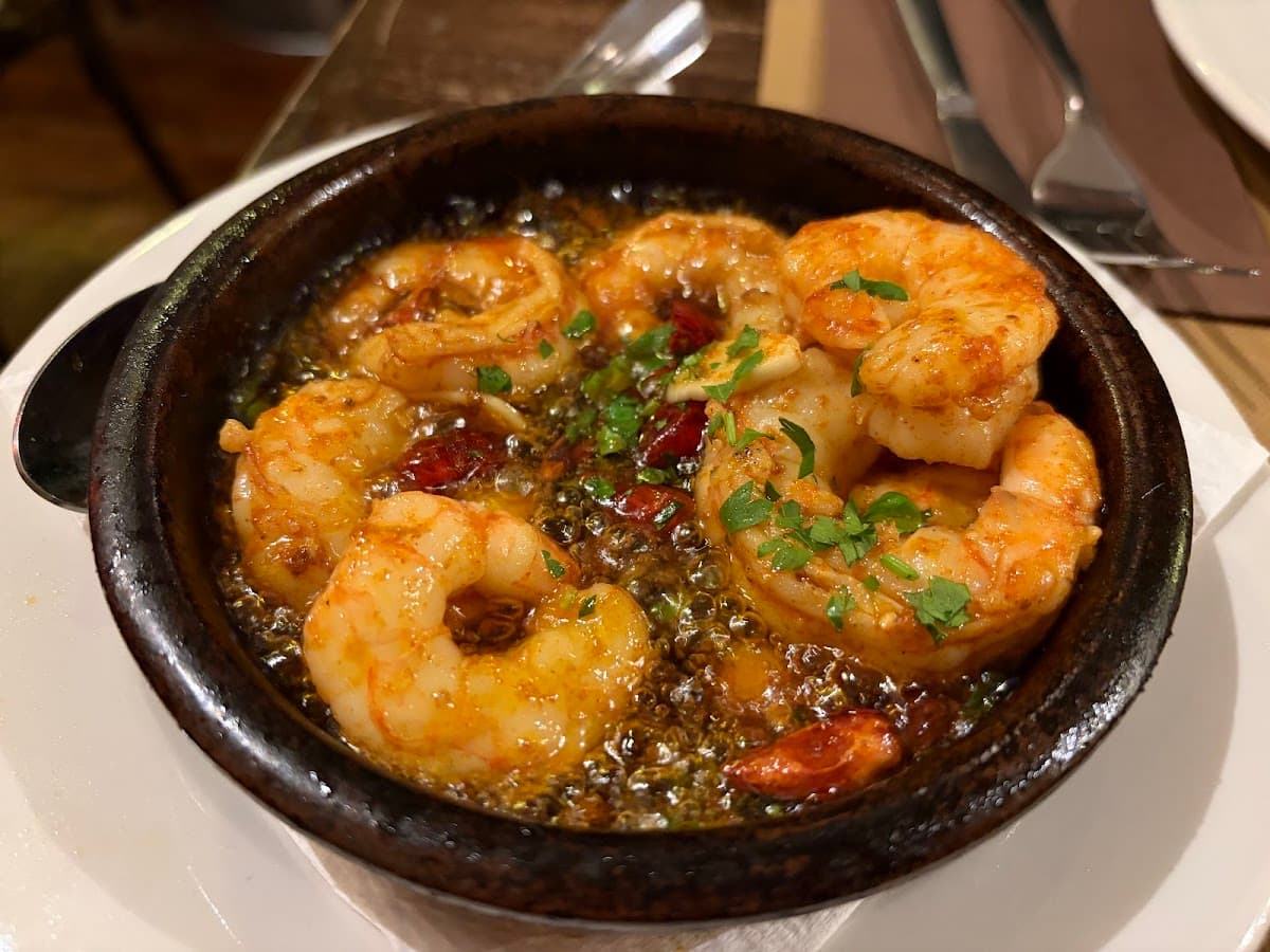Colom Restaurant