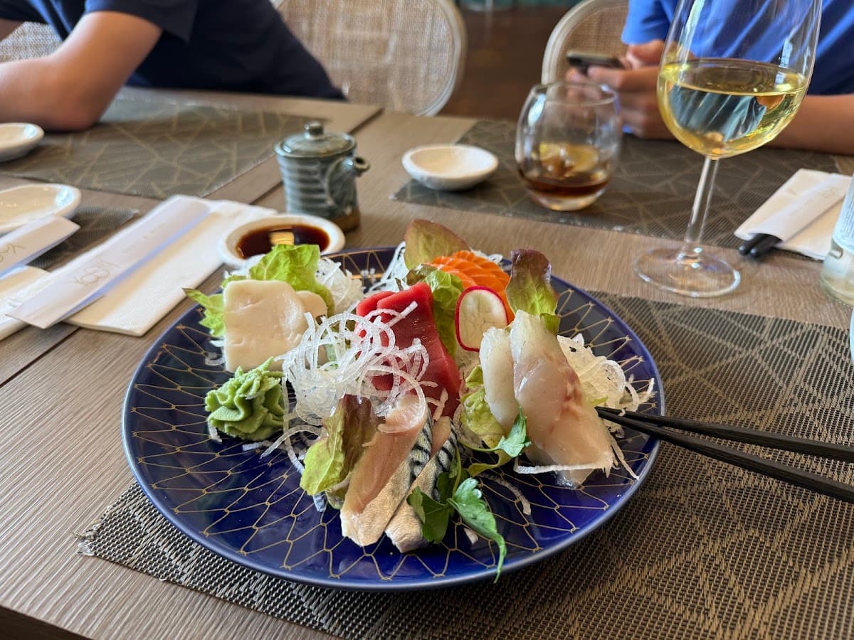 Yoshi - Sushi & More
