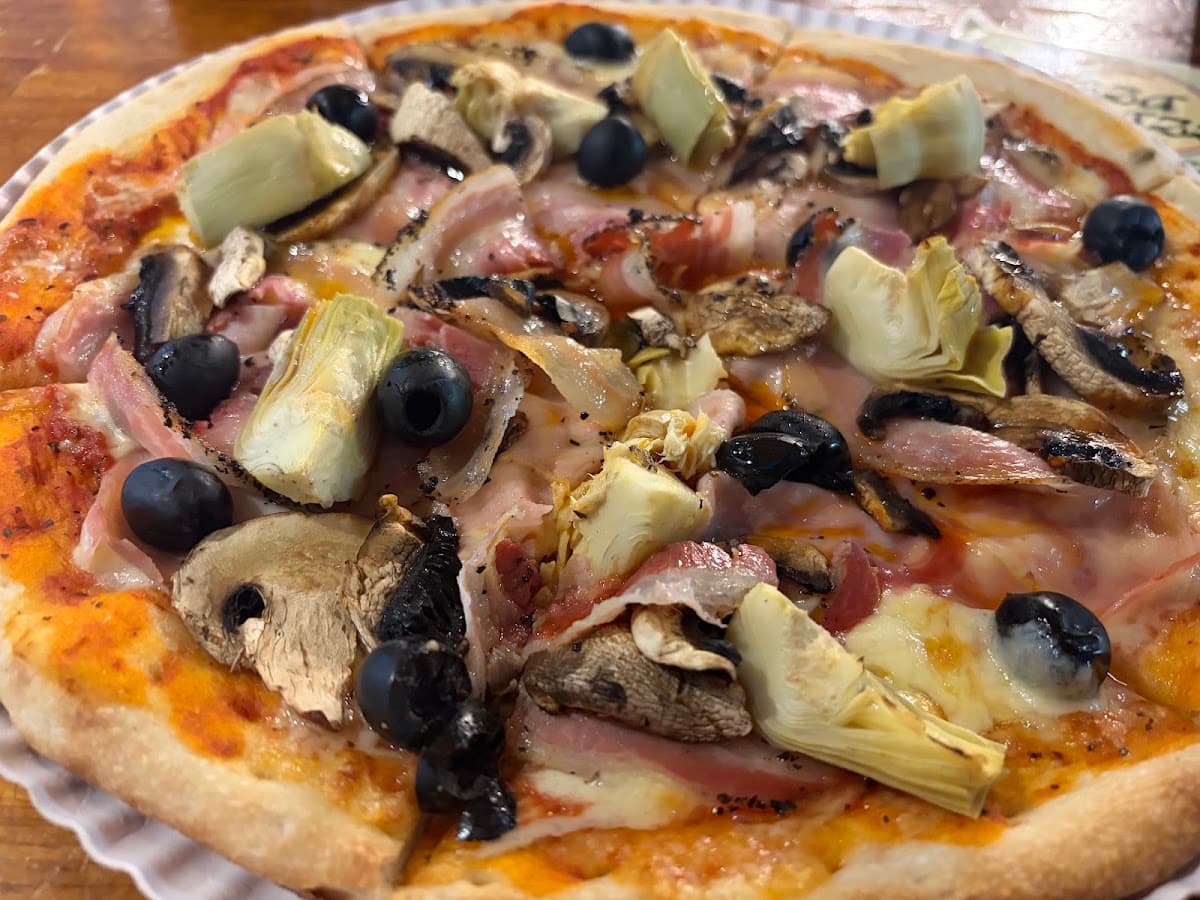 La Pizza Pazza