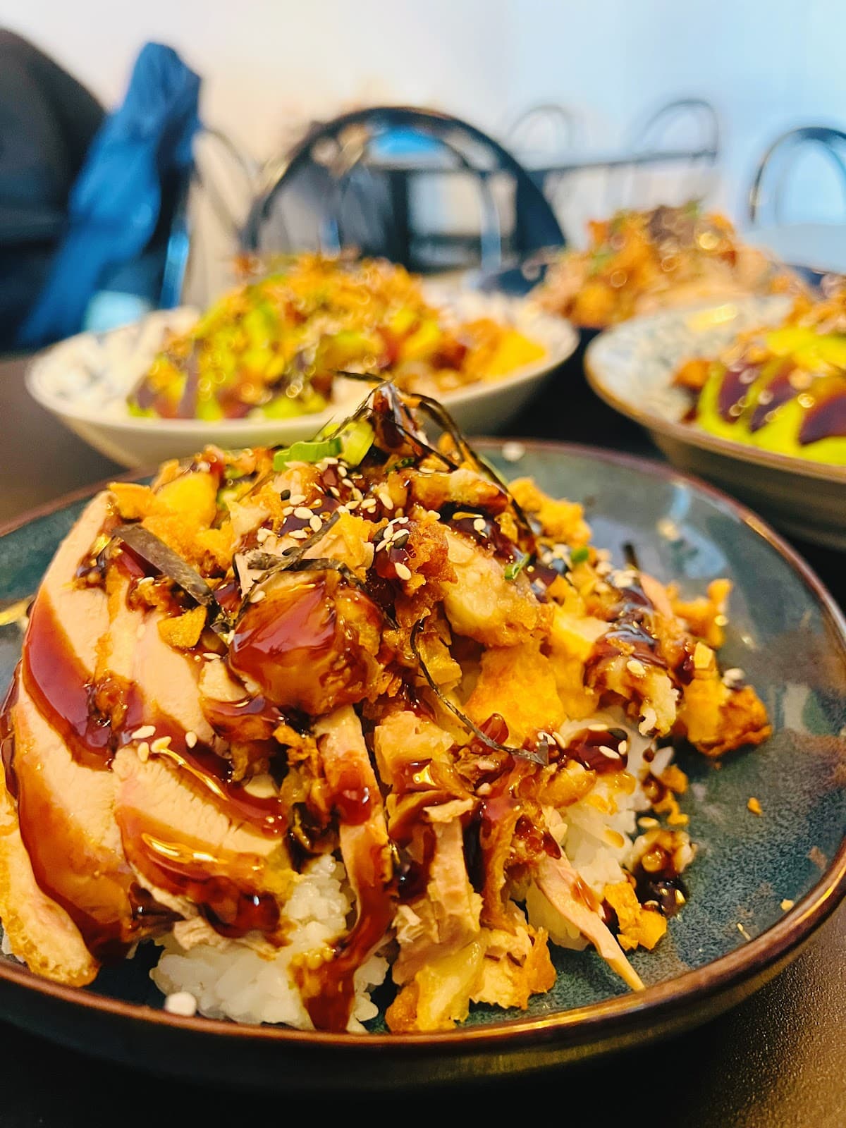 Ziqi ramen y sushi