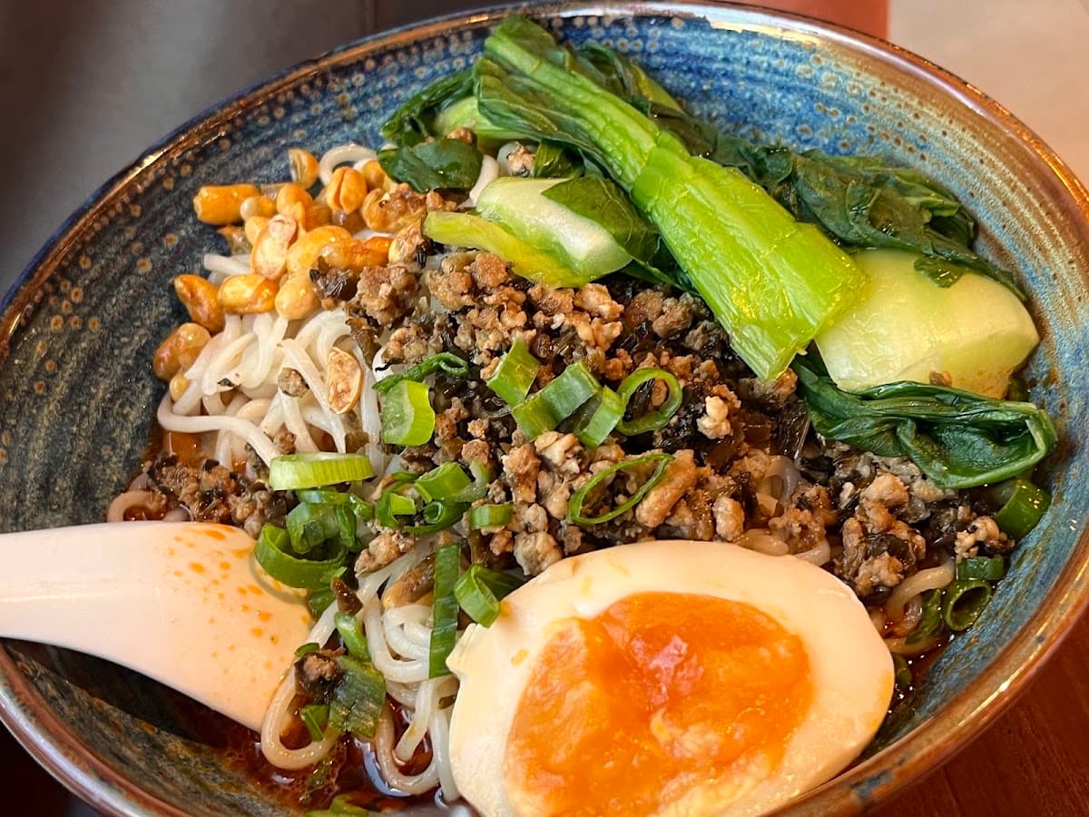 DanDan Battersea