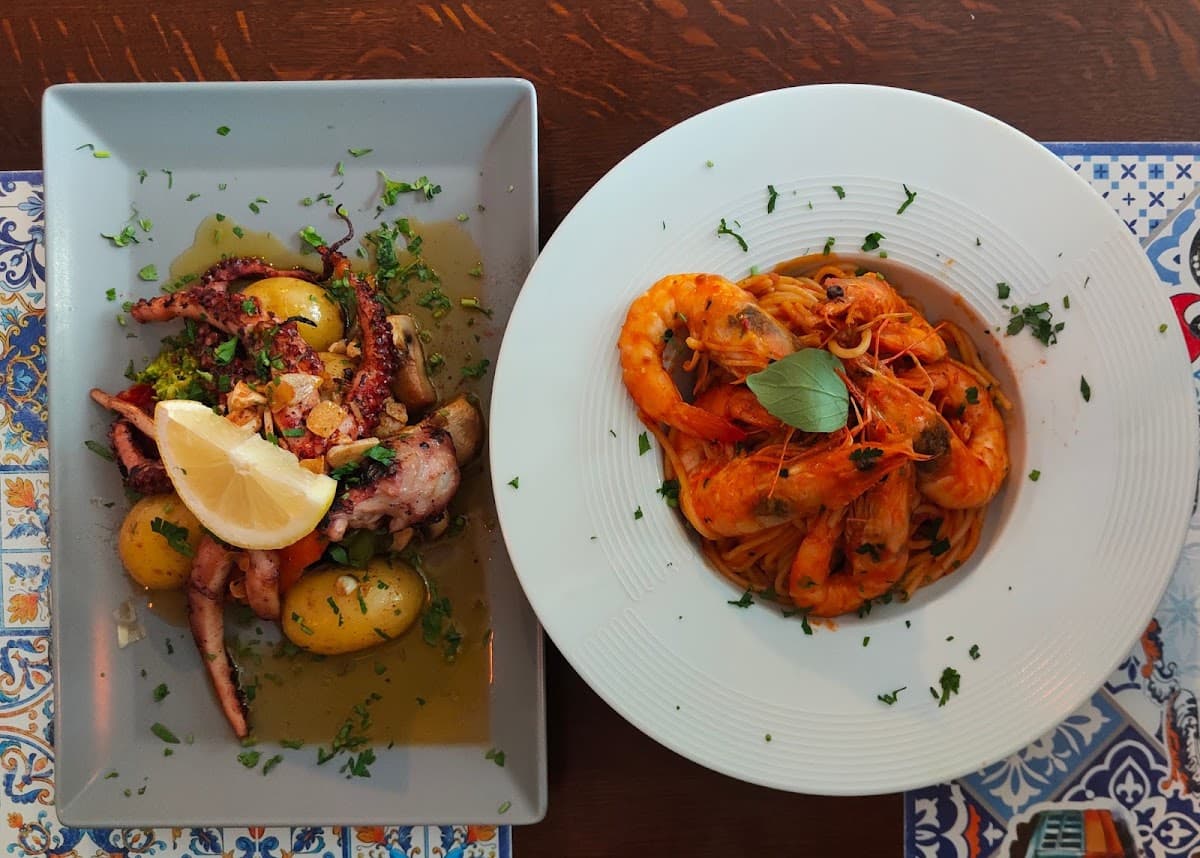 Cantina Do Bairro Alto - Tapas & Bar