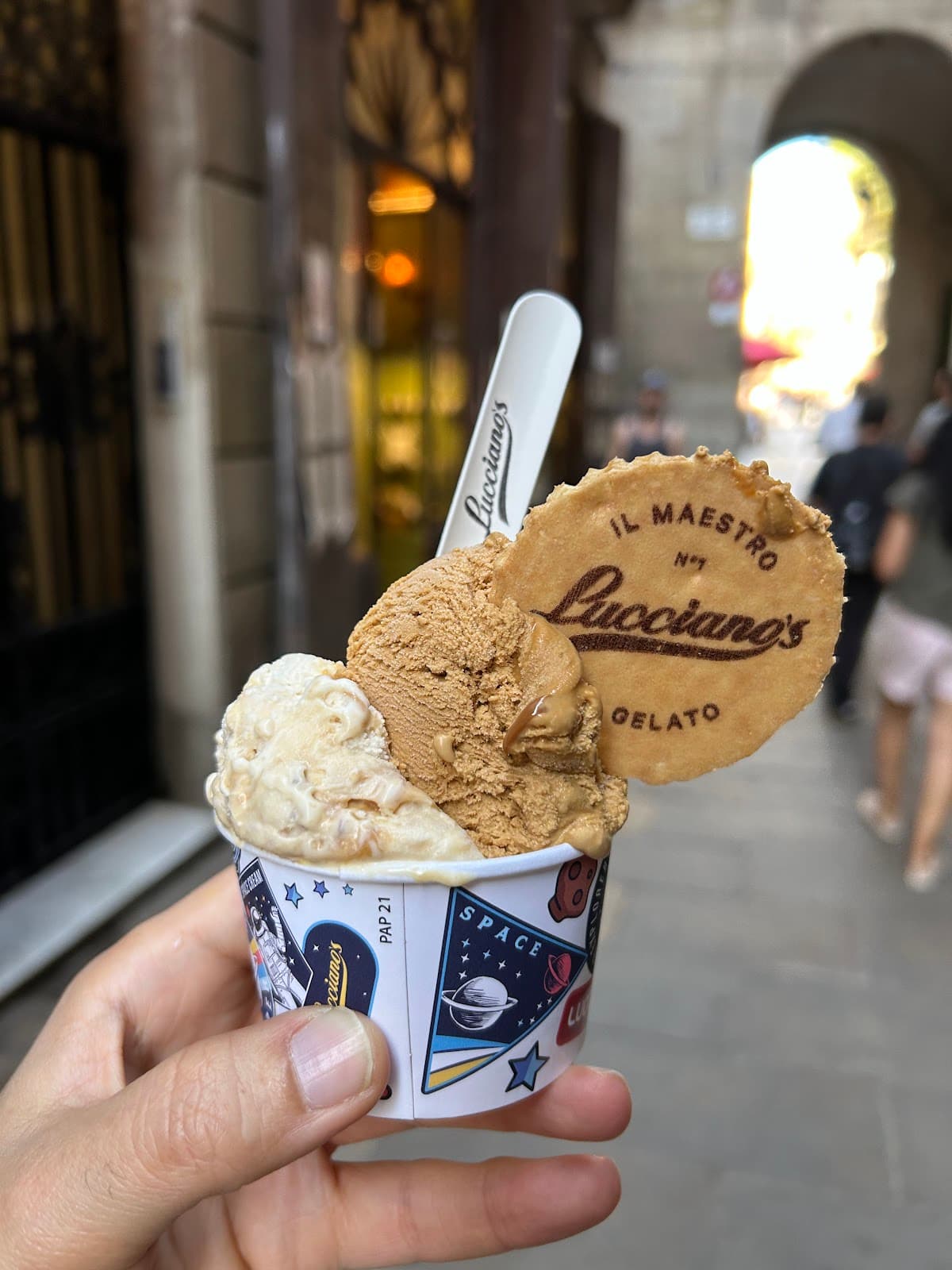 Lucciano's - The Moon | Liceu