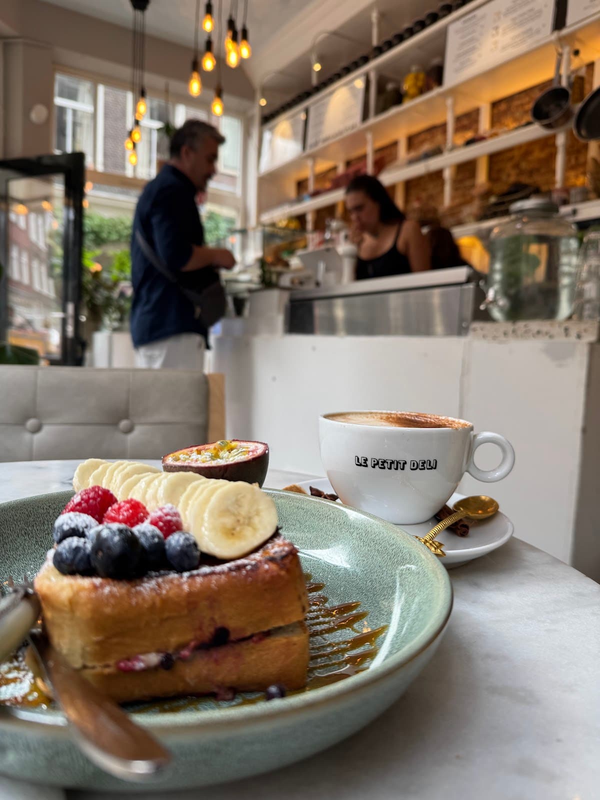 Le Petit Deli