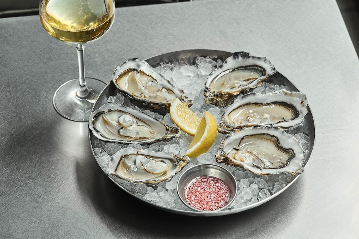 Noisy Oyster seafood bistro