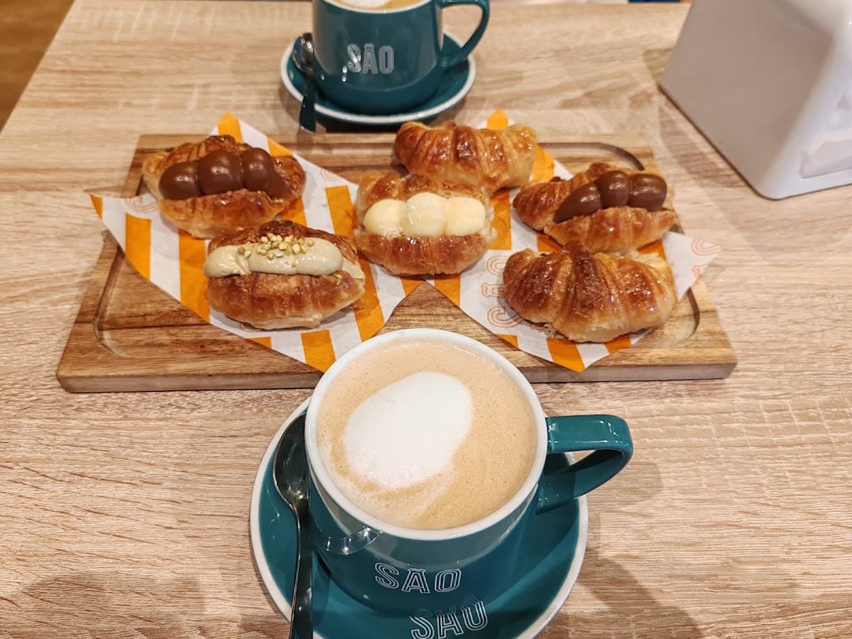 SÃO Medialunas y Café