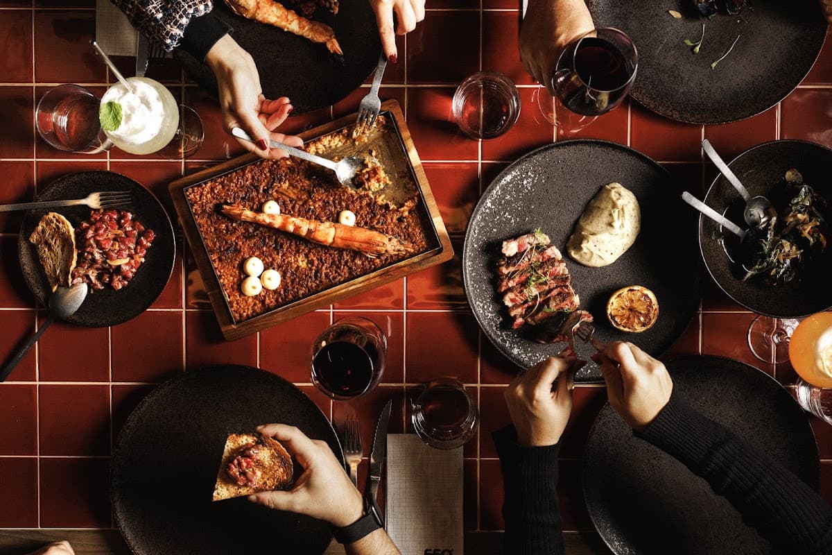 550º Restaurant & Bar