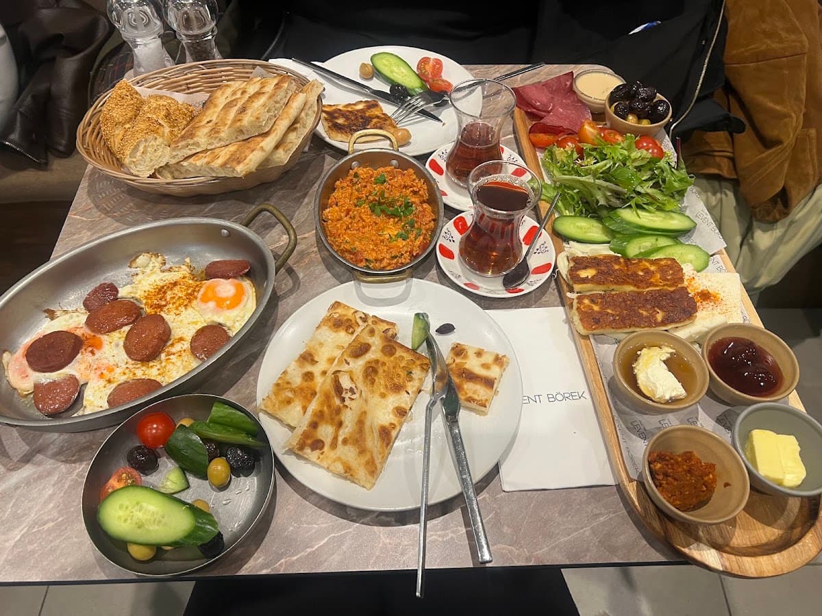 Levent Börek Fitzrovia Cafe