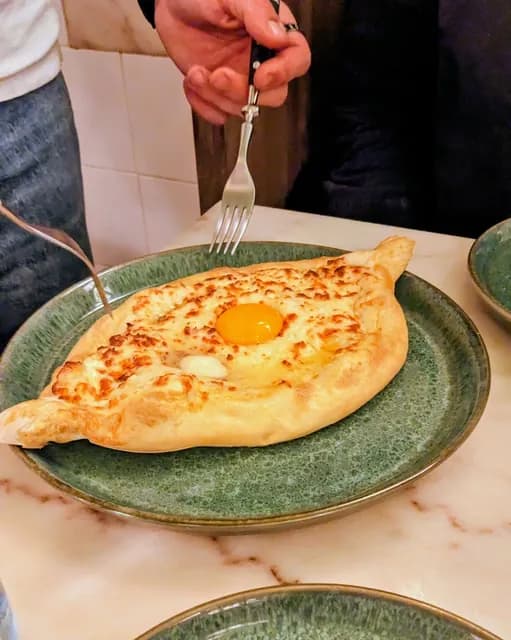 adjaruli khachapuri at karater, lisbon