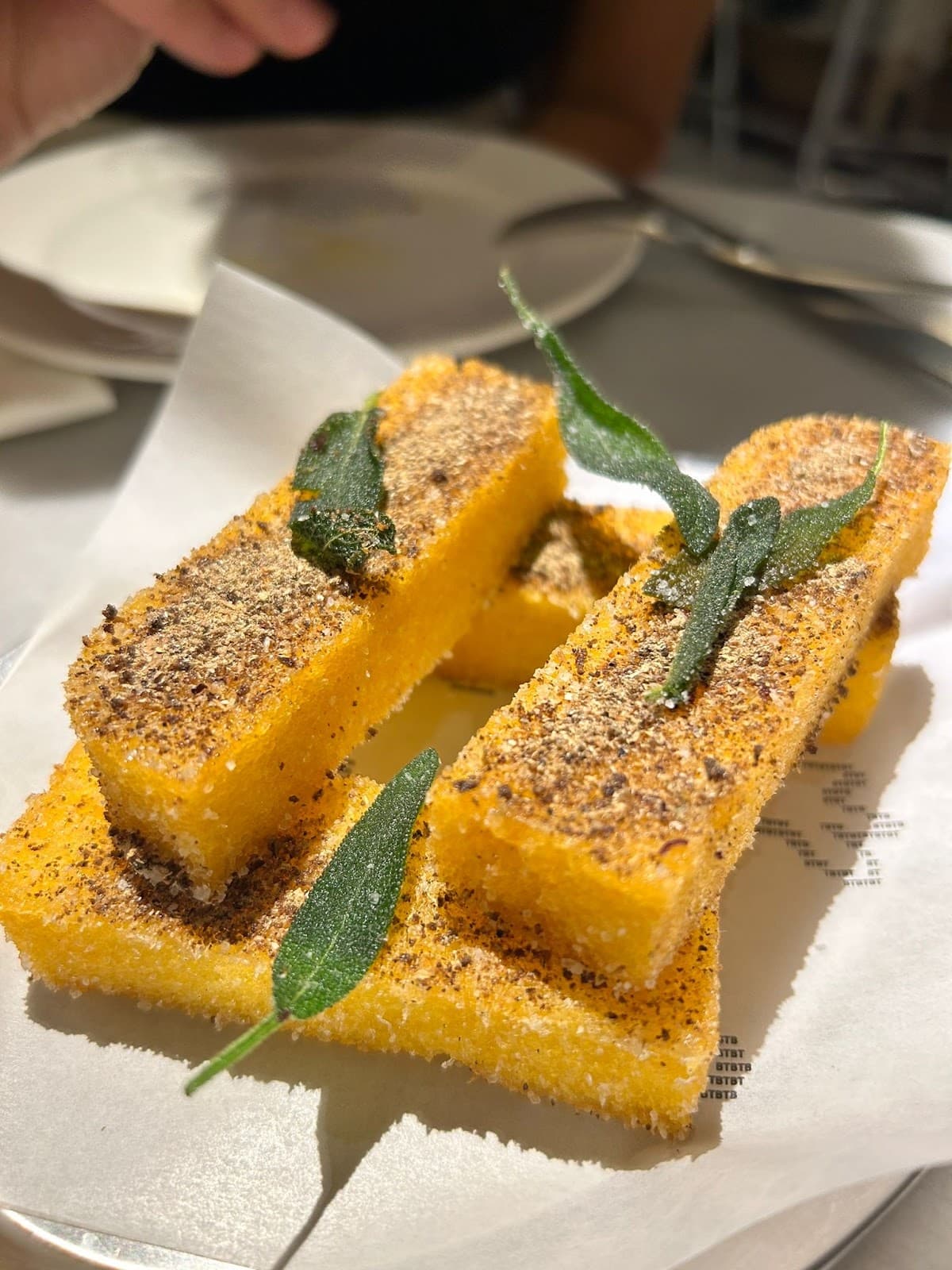 Tiberi Bar