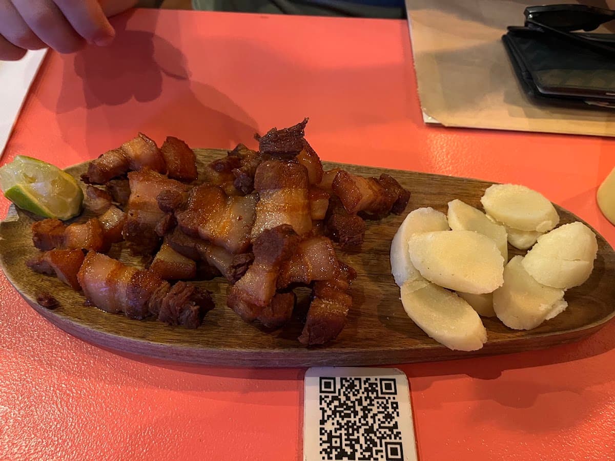 The Chuzos Society | Restaurant colombià