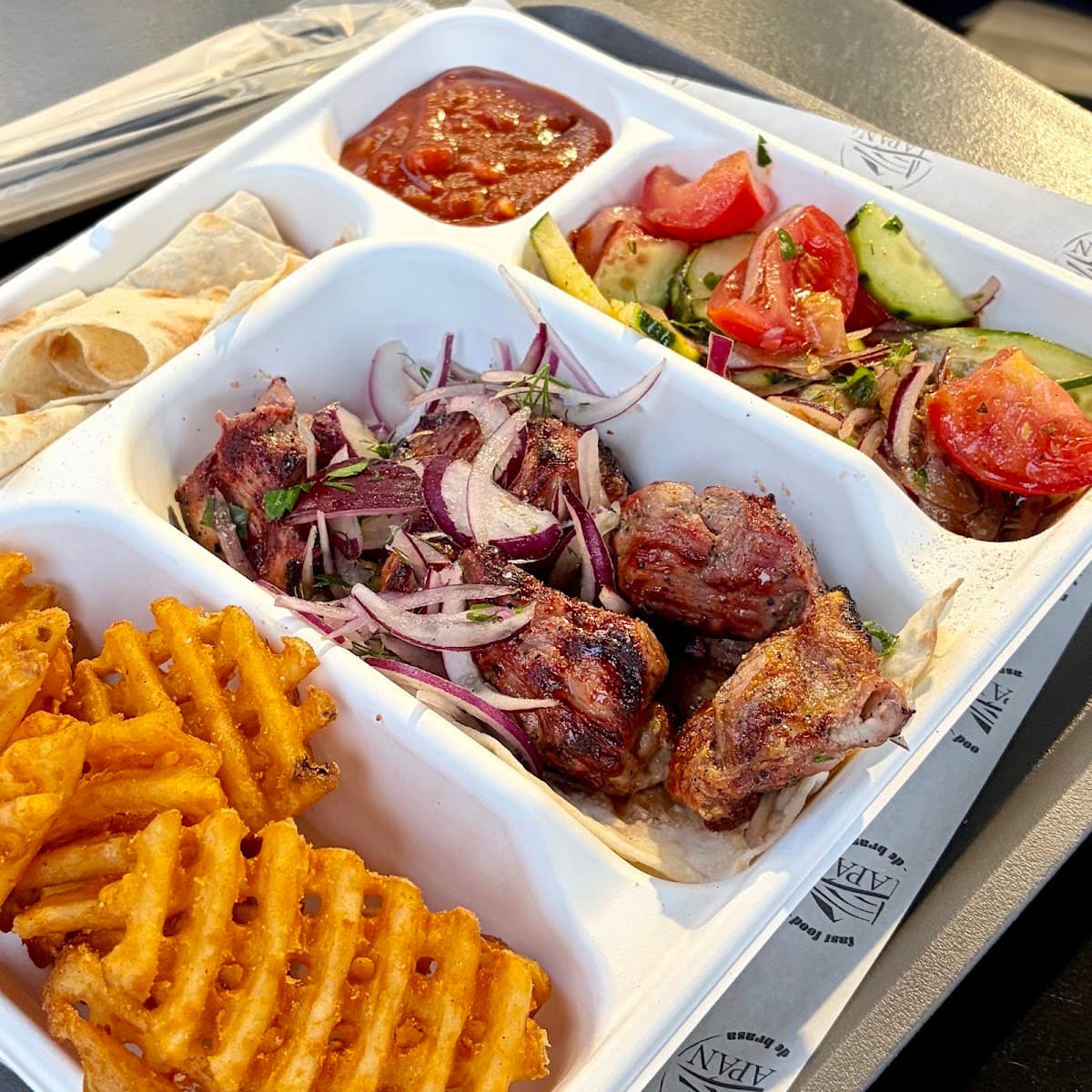Tapan Fast Food de brasa