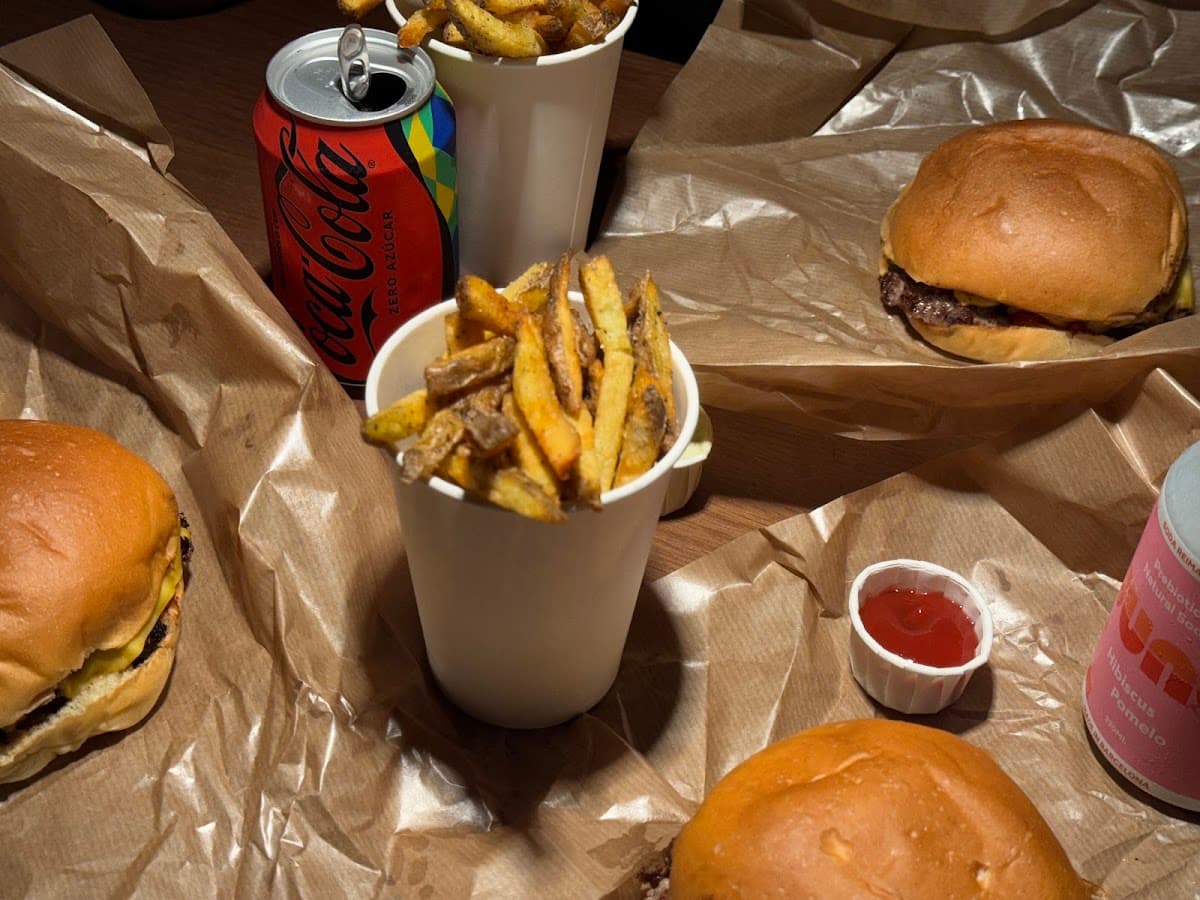 Fast Eddie’s | Raval