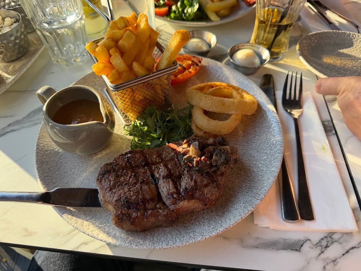 The Dickens Inn