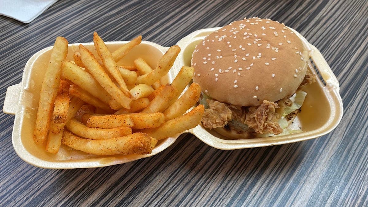 Rio Chicken and pizza