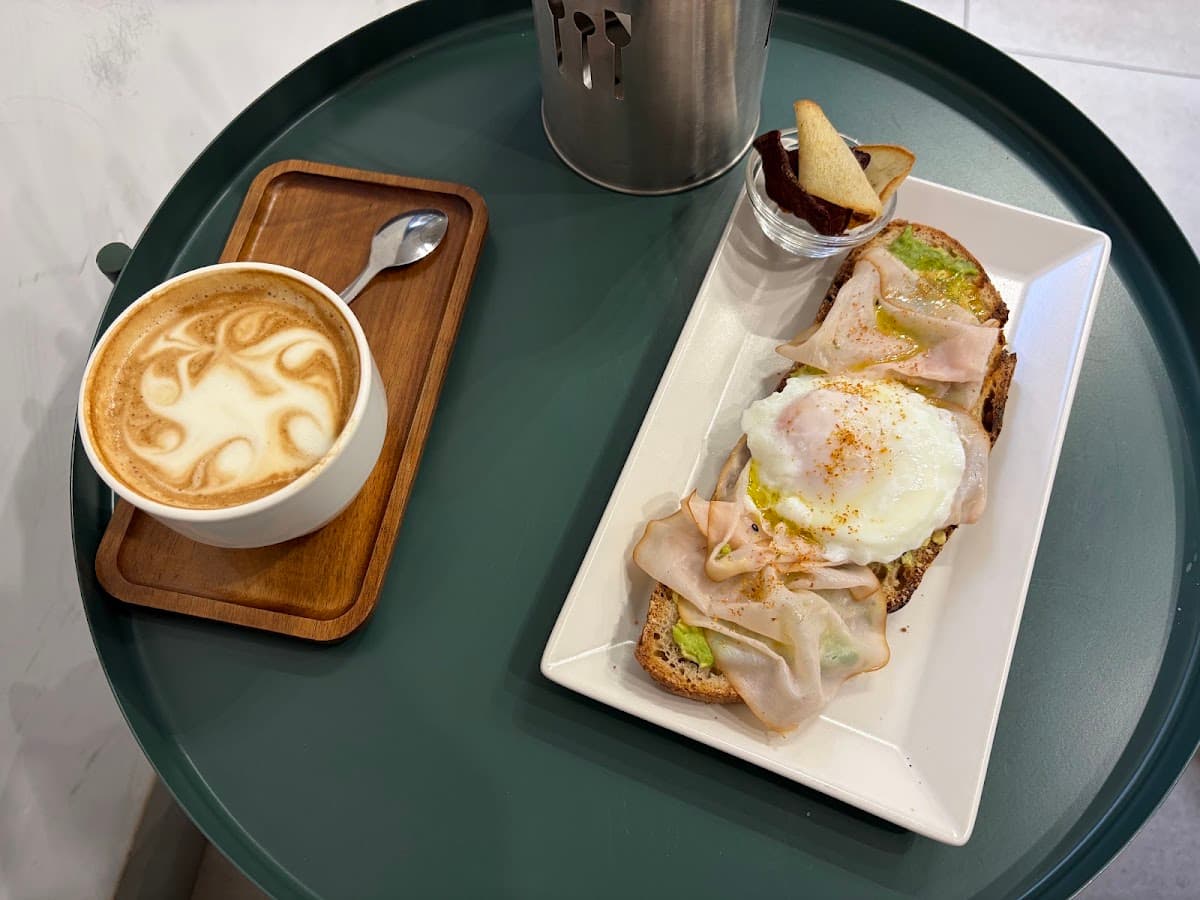 Amae Café (Café de especialidad & Matcha)